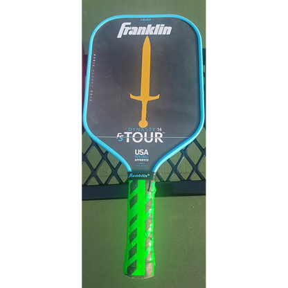 Diseño de pala de espada Piktrik – Golden Surge (oro) Accesorio de Pickleball